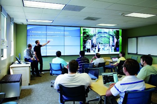 Emergency Communications at Saint Louis University