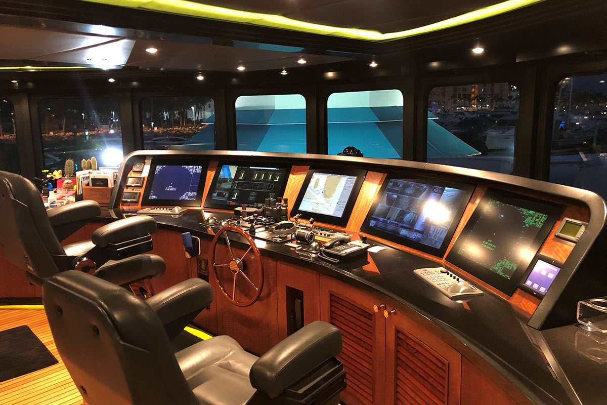 QuadView 4K Multiviewer Keeps Luxury Superyacht on Course