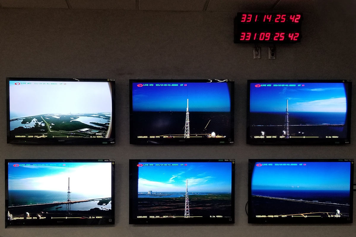 NASA Launch multi-monitors