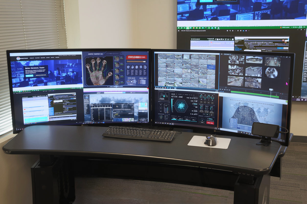 XtendPoint with Curved Displays