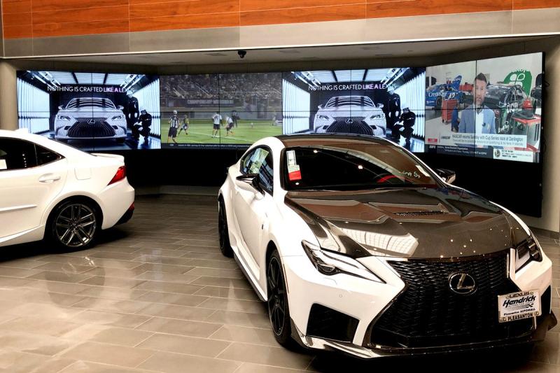 Lexus Dealership Showcases Captivating Digital Signage with its Galileo Video Wall